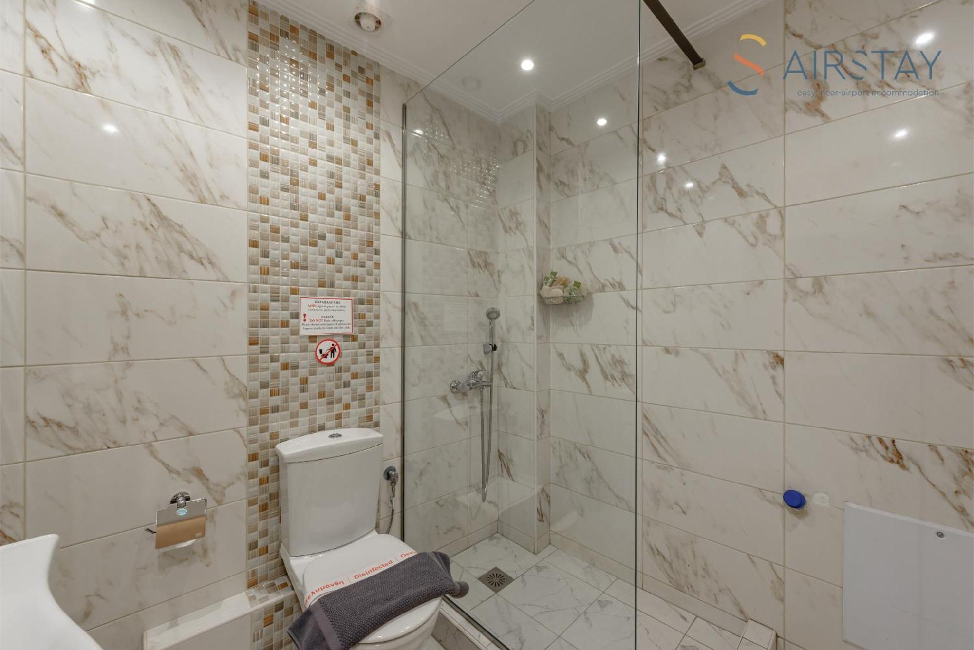 Zilean Airport By Airstay Apartment