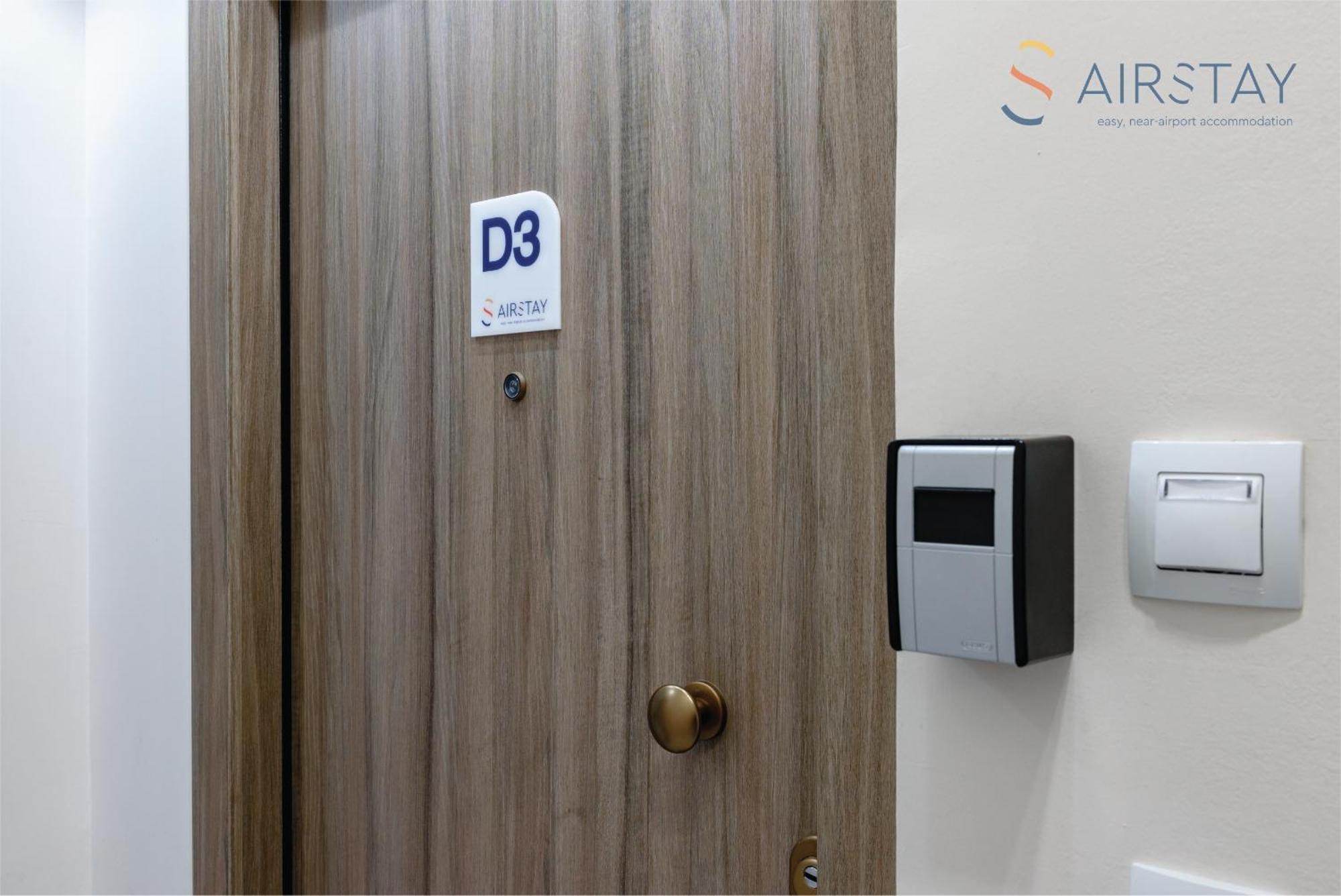 Zilean Airport By Airstay Apartment